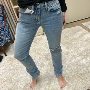 Frame mid rise skinny NWT size 28